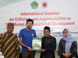 UNUGHA CILACAP SELENGGARAKAN SEMINAR INTERNASIONAL BERSAMA KAMPUS TURKI International Seminar on Criticism and Argumentation as The Model of Educational Development