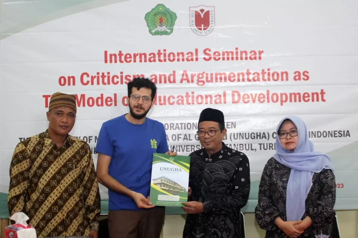 International Seminar on Criticism and Argumentation as The Model of Educational Development