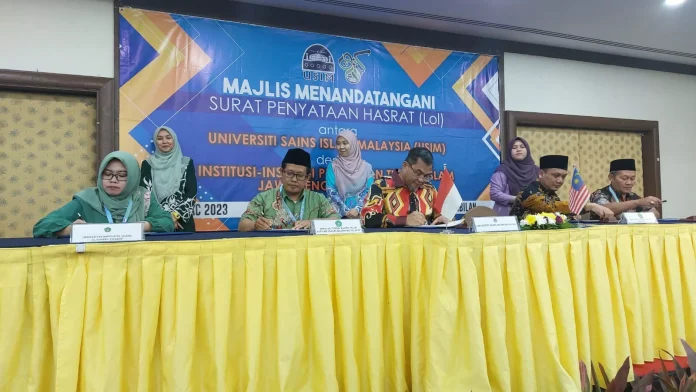 Konfrensi Perguruan Tinggi Swasta Jawa Tengah - di Malaysia Konfrensi Perguruan Tinggi Swasta Jawa Tengah - di Malaysia